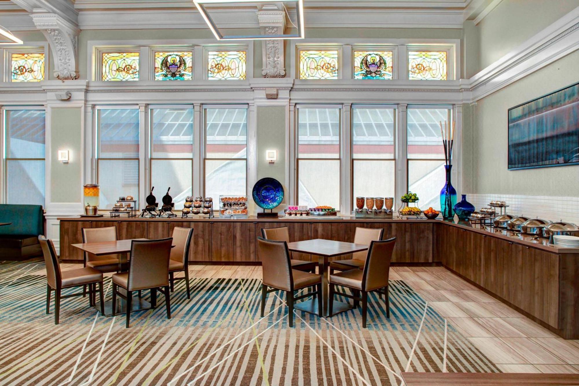 Residence Inn By Marriott Cleveland Downtown Ngoại thất bức ảnh